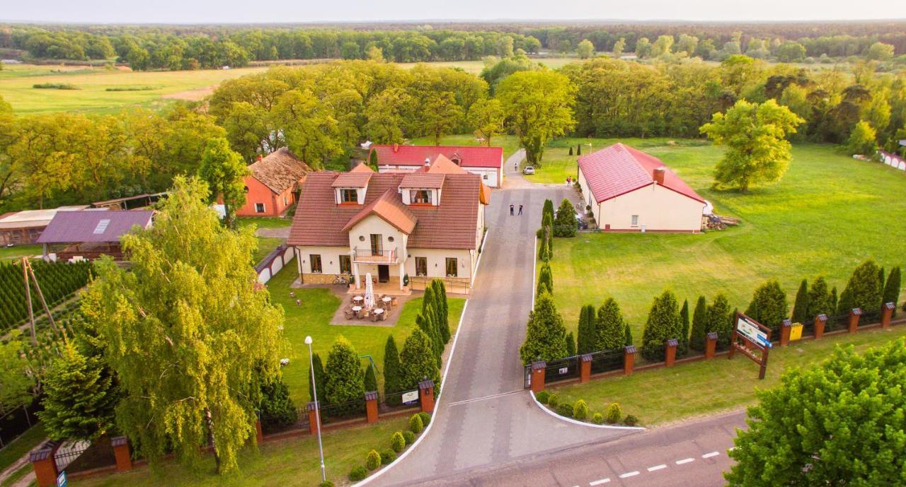 Hotel Radzewice Exterior photo