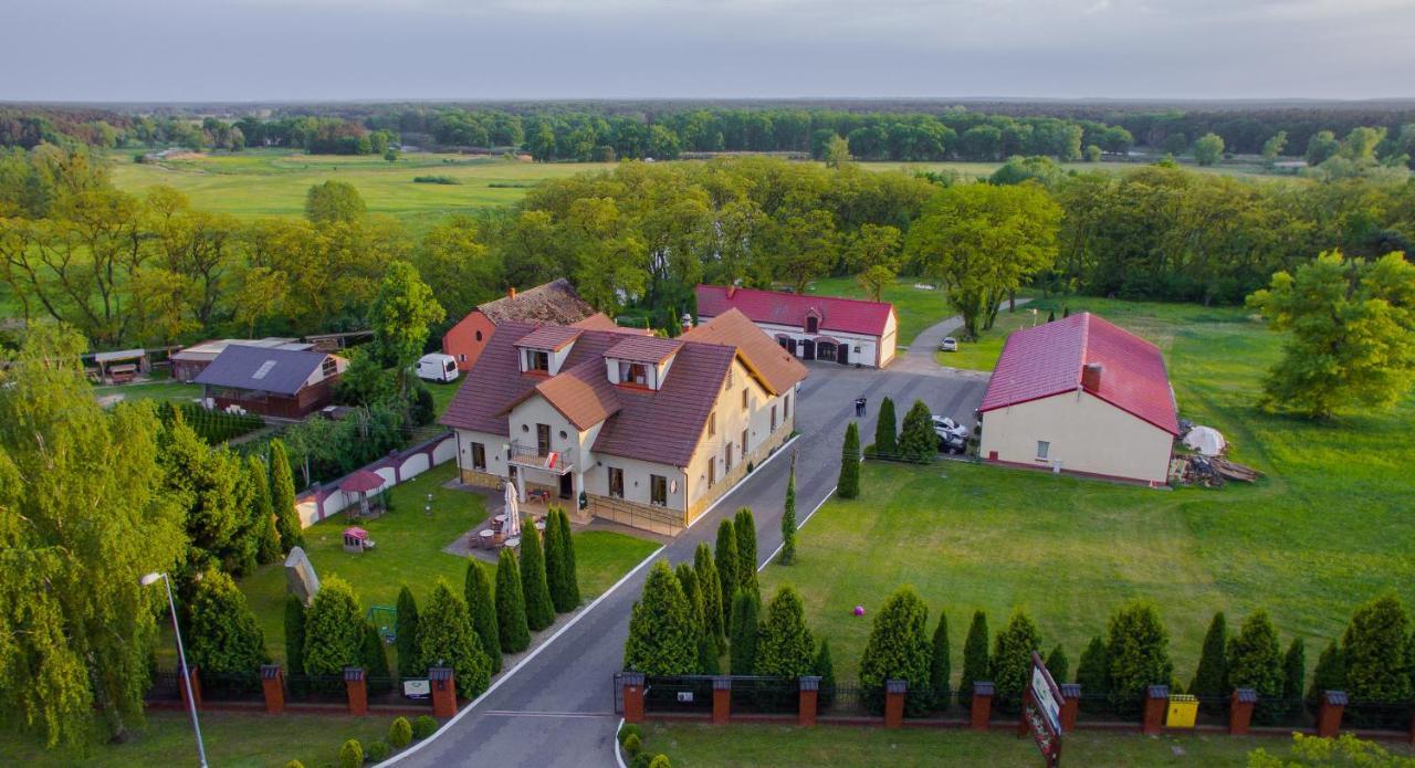 Hotel Radzewice Exterior photo