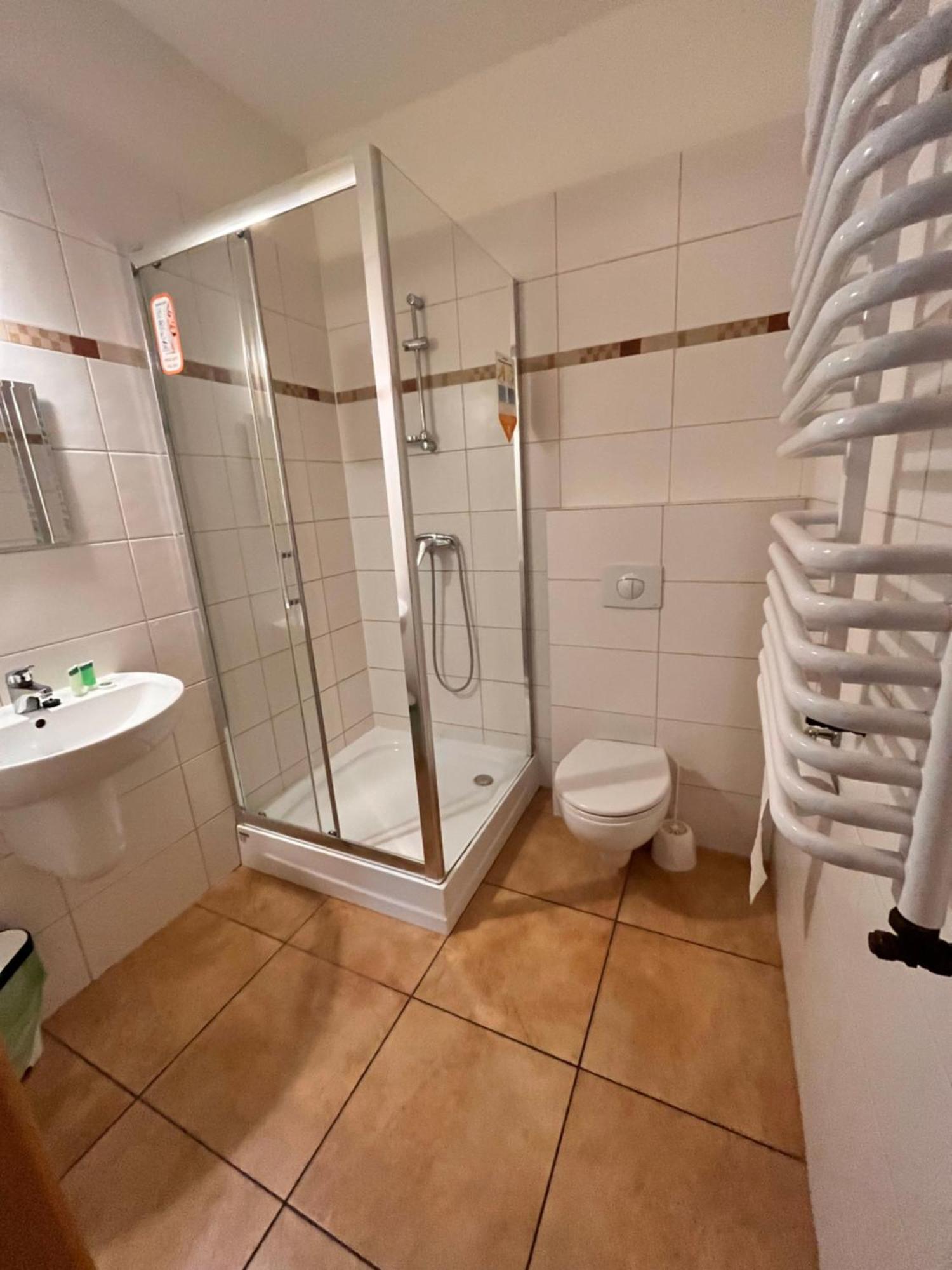 Hotel Radzewice Exterior photo